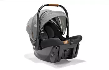 Joie Babyschale Sprint carbon