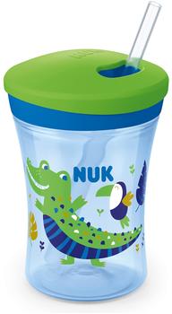 NUK Action Cup 230ml mit Trinkhalm grün