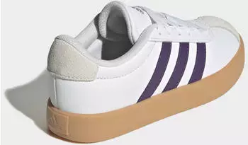 Adidas VL Court 3.0 Kids ftwwht/violet/gum3 – Schnürung trainiert die Feinmotorik und sichert festen Halt