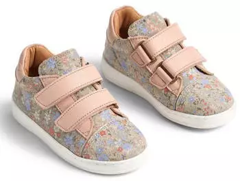 Wheat Velo air blue flowers