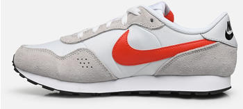 Nike MD Valiant Youth (CN8558) pure platinum/picante red/white/black