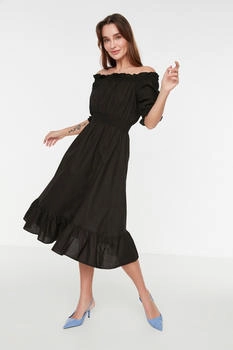 Trendyol Verformtes Carmen-kragenkleid Dress Skater schwarz