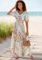LASCANA Maxikleid "mit Alloverdruck und V-Ausschnitt aus Webware" Sommerkleid mit