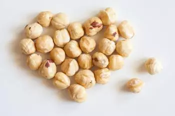Buxtrade Haselnüsse geröstet blanchiert 0,5kg