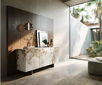 DeLife Cuor Sideboard Keramik Minas Melange wei&szlig;-beige 150cm 3 T&uuml;ren Fu&szlig; Schwebeoptik Edelstahl