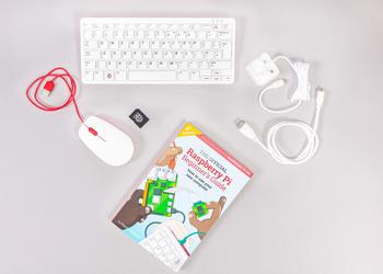 Raspberry Pi 400 4 GB Offizielles Start-Up-Kit mit UK-Layout