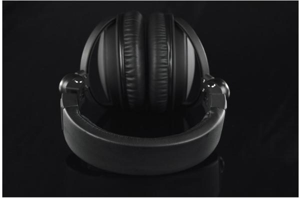 Ausstattung & Audio SoundMagic HP151