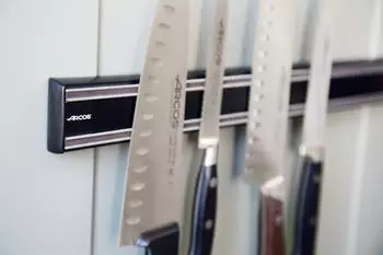 Arcos Magnetischer Messerhalter 500x45mm, PVC & Stahl, Schwarz (692700)