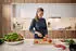 Victorinox Swiss Classic Tomaten- und Wurstmesser mit Wellenschliff, 11 cm in kale green