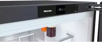 Miele KFN 4898 A-20D Blacksteel – Miele KFN 4898 A-20D Blacksteel – Durchdachte Innenaufteilung für entspannte Vorratshaltung