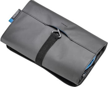 Cocoon Hanging Toiletry Kit
