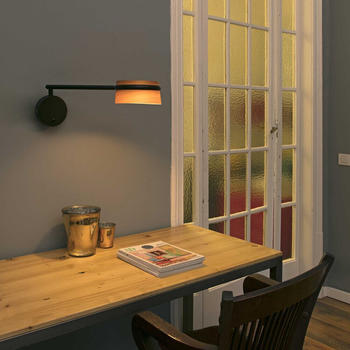 Faro LED Wandleuchte Loop aus Holz und schwarzem Metall schwarz
