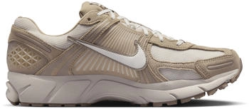 Nike Zoom Vomero Schuh braun