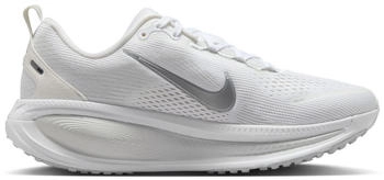 Nike Vomero 18 Stra&szlig;enlaufschuh HM6804-104 wei&szlig;