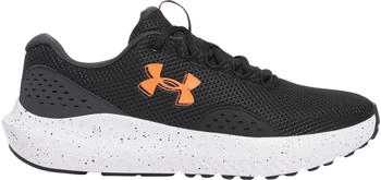 Under Armour Charged Surge 4 grau