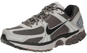 Nike Zoom Vomero 5 college grey/black/cave stone