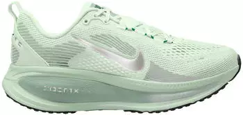 Nike Vomero 18 Running Shoe barely green/metallic silver/steam
