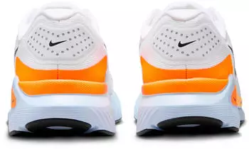 Nike Structure 26 weiß/hydrogen blue/total orange/schwarz – Engineered Mesh sorgt für Luftzirkulation bei langen Läufen