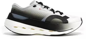 On Cloudboom Max Women white/black