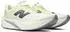 New Balance FuelCell Rebel v5 pistachio butter/digital mist (Herren) (MFCX8QY)