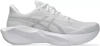 Asics Novablast 6 wei&szlig; (Herren) (1011C243-100)