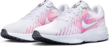 Nike Run Defy