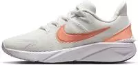 Nike DX7615_104, Nike Star Runner 4 NN Kinder Sneaker, wei&szlig;, Gr. 38 &frac12;