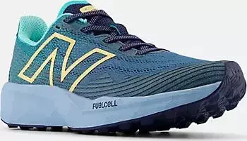 New Balance FuelCell Venym terrarium/cyber jade/peach blossom (Damen) (WTVNYMP1)