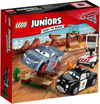 LEGO Juniors Cars - Rasante Trainingsrunden in der Teufelsschanze (10742)
