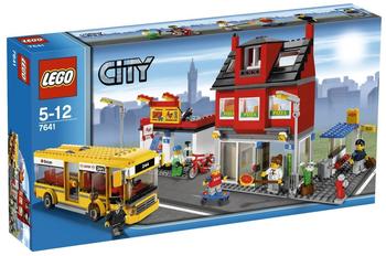 LEGO City Stadtviertel mit Bus (7641)