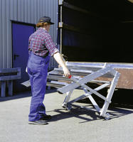 Munk Arbeitspodest fahrbar, Stufenbreite 1000 mm, Aluminium geriffelt - 050021