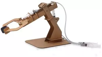 Kikkerland Newtons Lab Hydraulic Claw DIY-Roboterarm, Experimentierkasten (0612615108905)