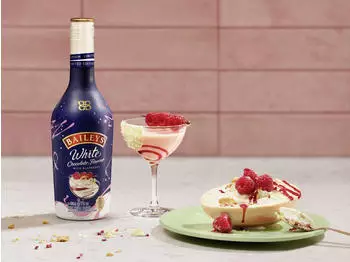 Baileys White Chocolate With Raspberry 0,5l 17%