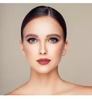 T.LeClerc Transparent Lipstick (3g) 06 Organza