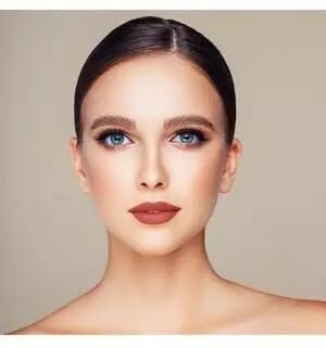 T.LeClerc Transparent Lipstick (3g) 05 Taffetas