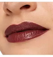 essence satin GLOW essence satin GLOW cremiger Lippenstift mit Satin-Finish...