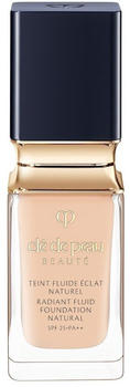 Clé de Peau Radiant Fluid Natural Foundation (35ml) I10