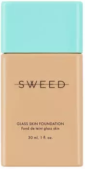 Sweed Glass Skin Foundation - 10 Medium N (30 ml)