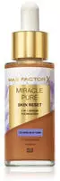 Max Factor Miracle Pure Skin Reset pflegende Make-up Foundation Farbton 110-120 Deep