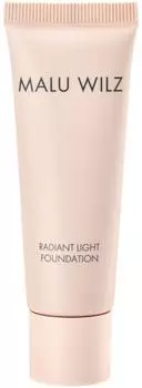 Malu Wilz Radiant Light Foundation (25ml) 05 Porcelain