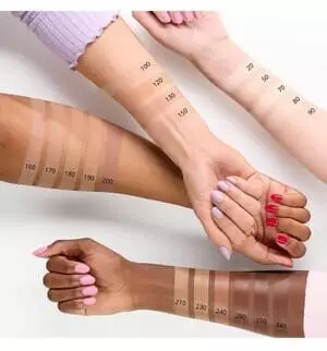 Essence CAMOUFLAGE+ Matt Waterproof Concealer (8ml) 50