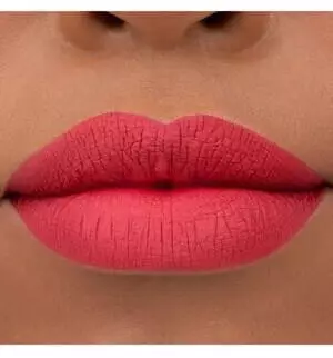 Essence Matte Liquid Lipstick 8 h (2,5 ml) 07 Classic Red