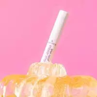 essence JELLY JEWELS essence JELLY JEWELS Aufhellender Stift mit multichromatischer