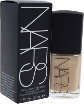 Nars Sheer Glow Foundation Santa Fe
