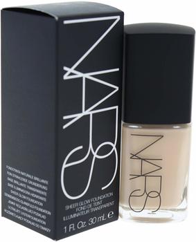 Nars Sheer Glow Foundation Mont Blanc