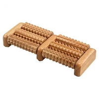bodhi Fu&szlig;massageroller aus Holz 1 St