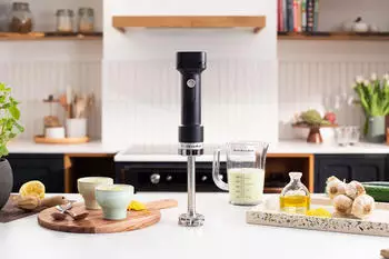 KitchenAid go Cordless Stabmixer 5KHBRV00BM inkl Mixbehälter