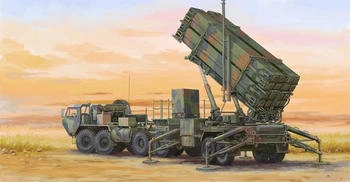 Trumpeter M983 HEMTT & M901 Launching Station of MIM-104F Patriot SAM System (PAC-3) (07157)