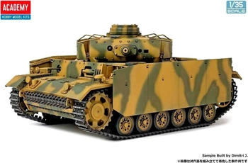 Academy um Kursk III Ausf.L Schlacht 1:35 Panzer (493545)