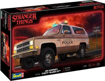 Revell Blazer K5 "Stranger Things" Jim Hopper&acute;s Chevy&reg; (07724)